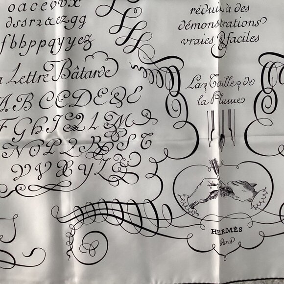 HERMES Scarf Carre 90 L'ART D'ECRIRE 100% Silk - Picture 2 of 10